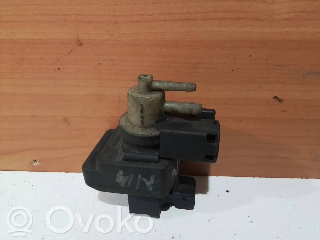 Nissan Primera Zawór podciśnienia / Elektrozawór turbiny 