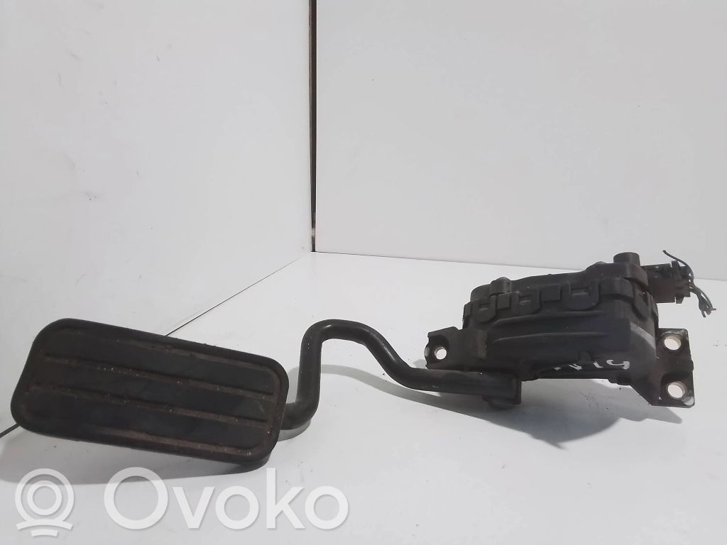 Volkswagen Golf IV Accelerator throttle pedal 