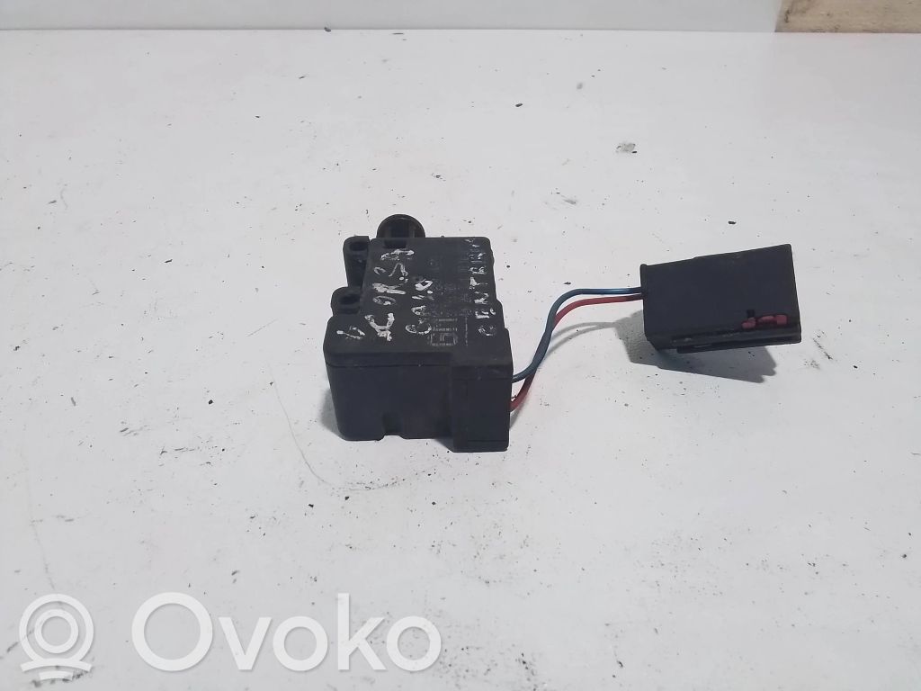 Central locking motor   AA666F25