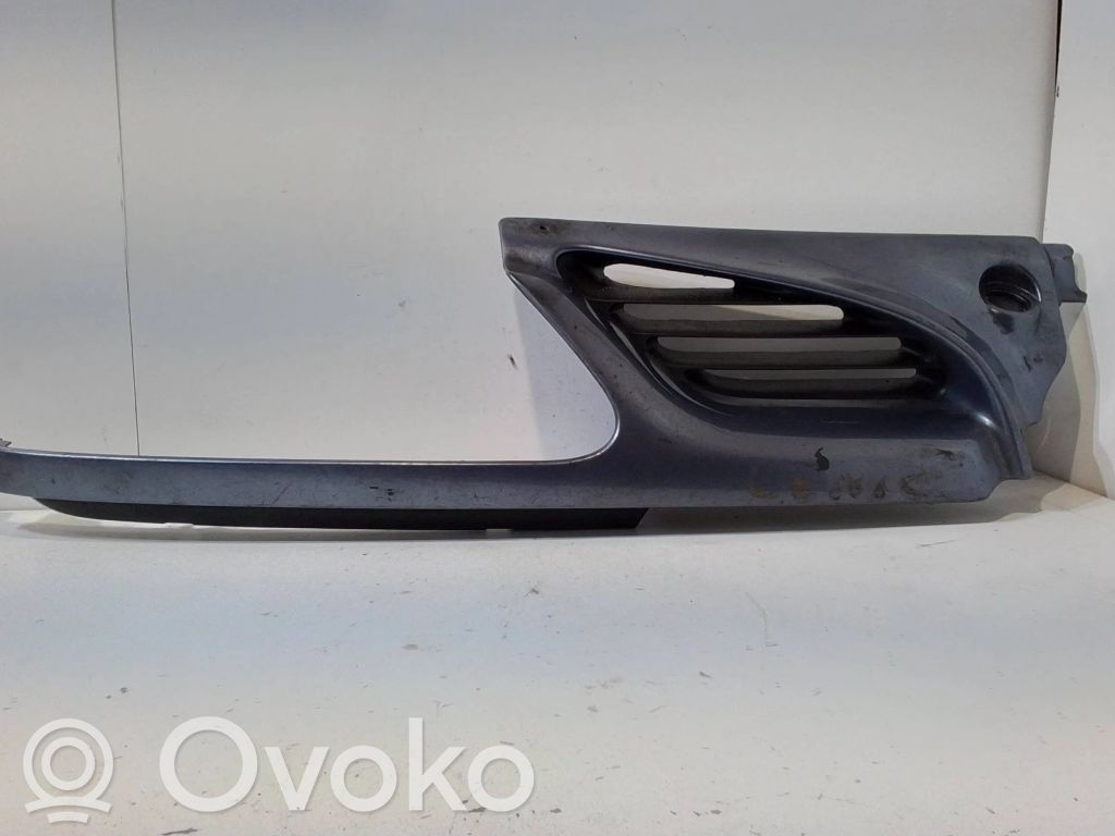 Renault Scenic I Нижняя решётка (из трех частей) 