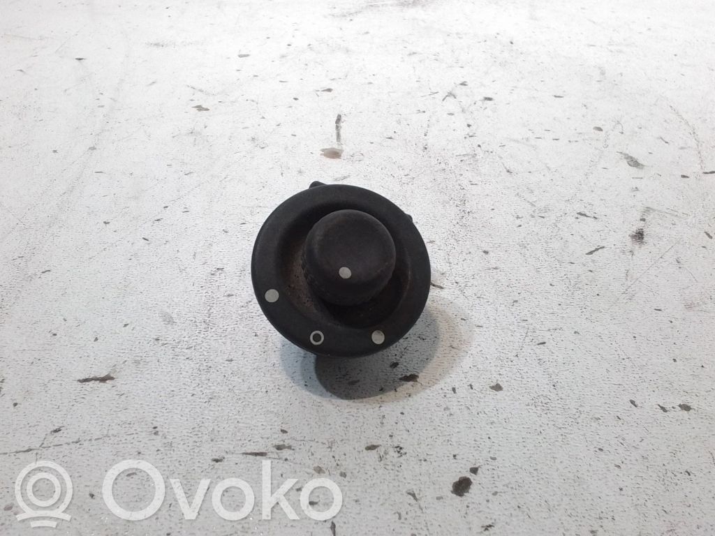 Renault Clio II Electric window control switch 