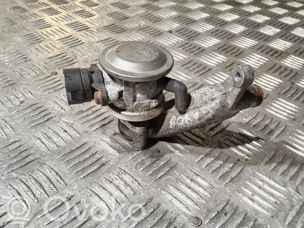 Volkswagen Bora EGR valve 