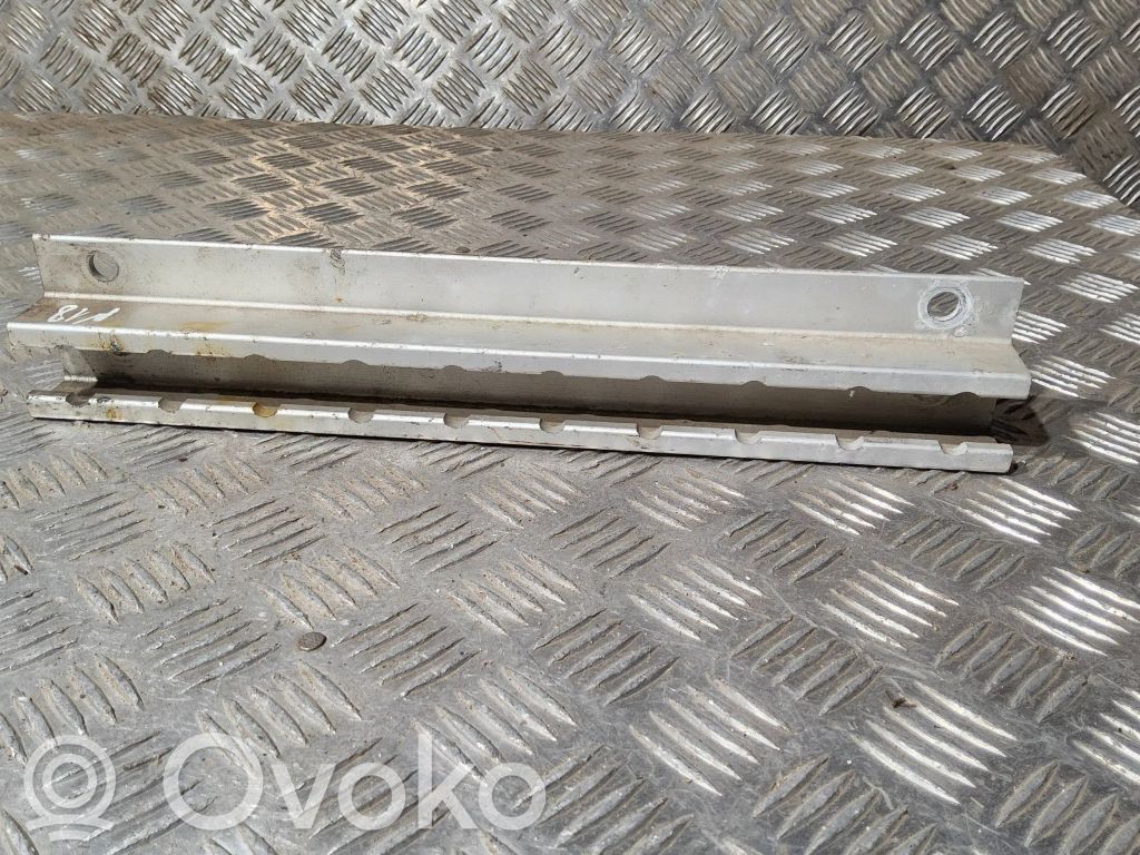 Nissan Navara D40 Wykładzina bagażnika 