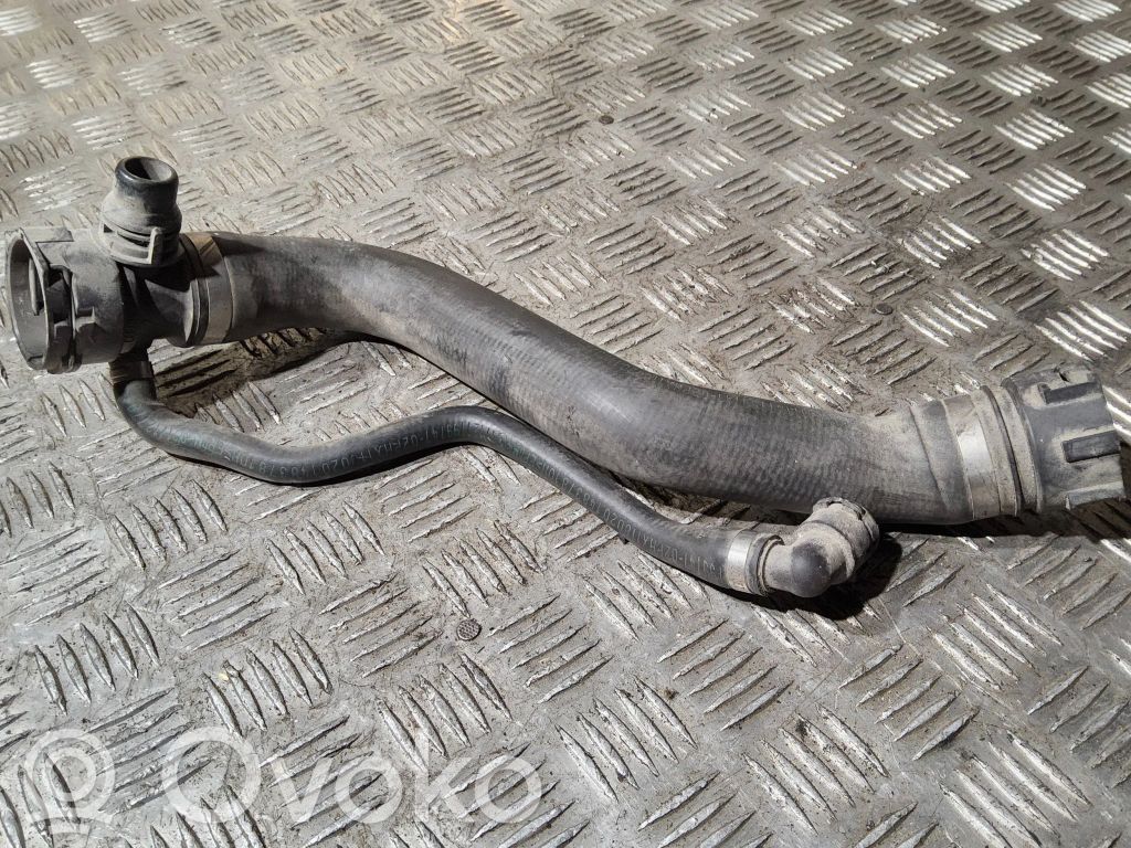 BMW 5 E60 E61 Engine coolant pipe/hose 