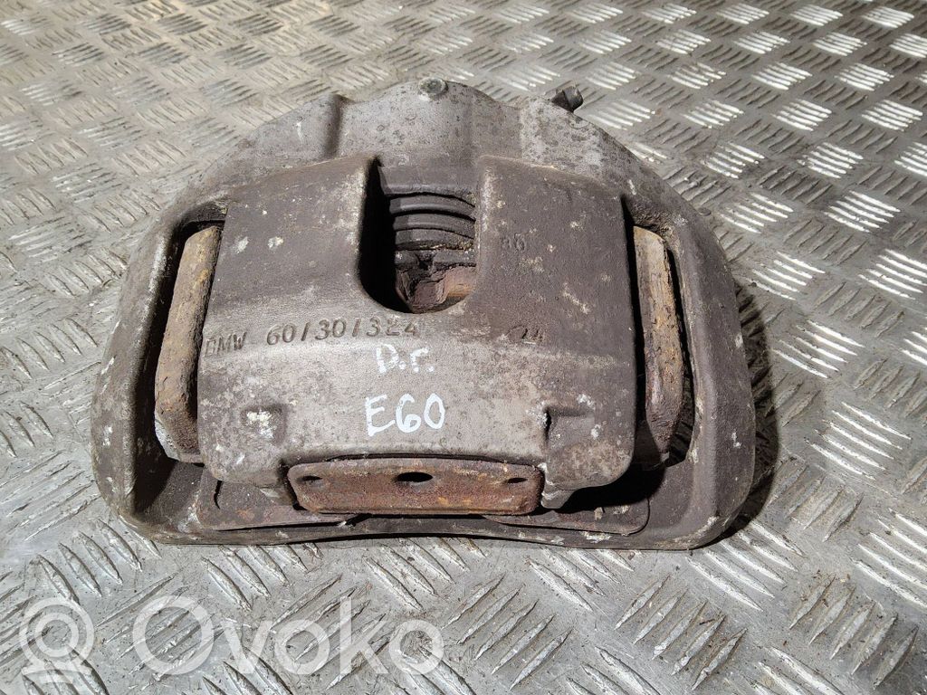BMW 5 E60 E61 Передний суппорт 