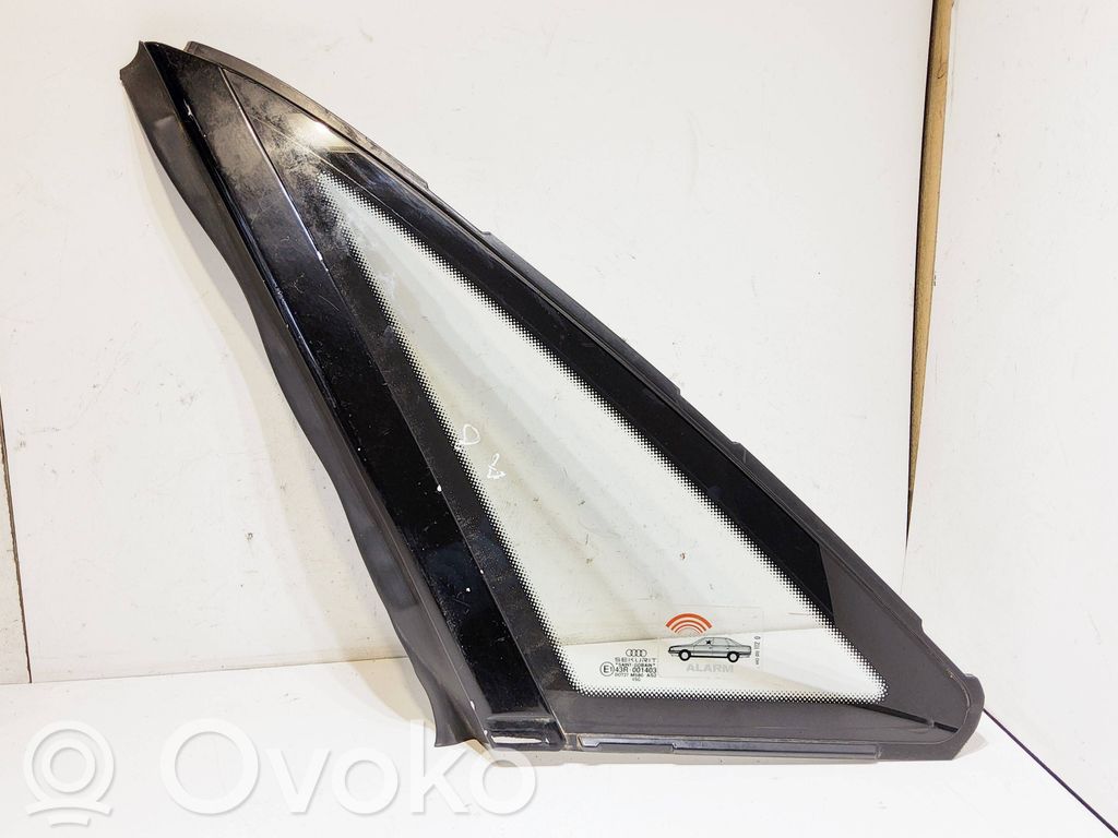 Audi A8 S8 D2 4D Rear side window 