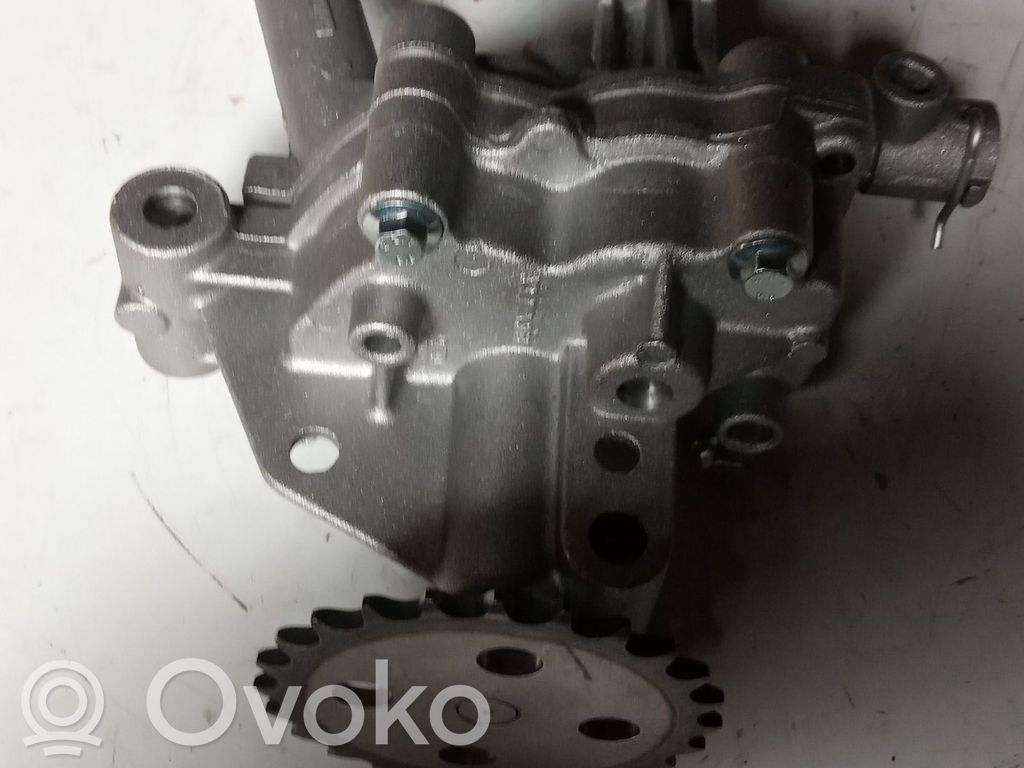 Opel Movano A Öljypumppu 