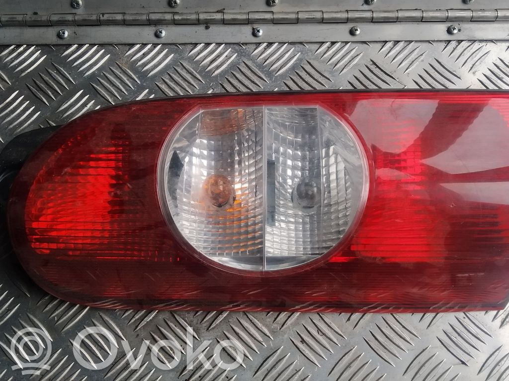 Opel Movano A Rear/tail lights 