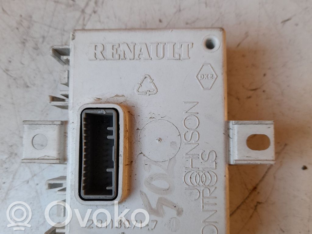 Renault Master III GPS navigation control unit/module 
