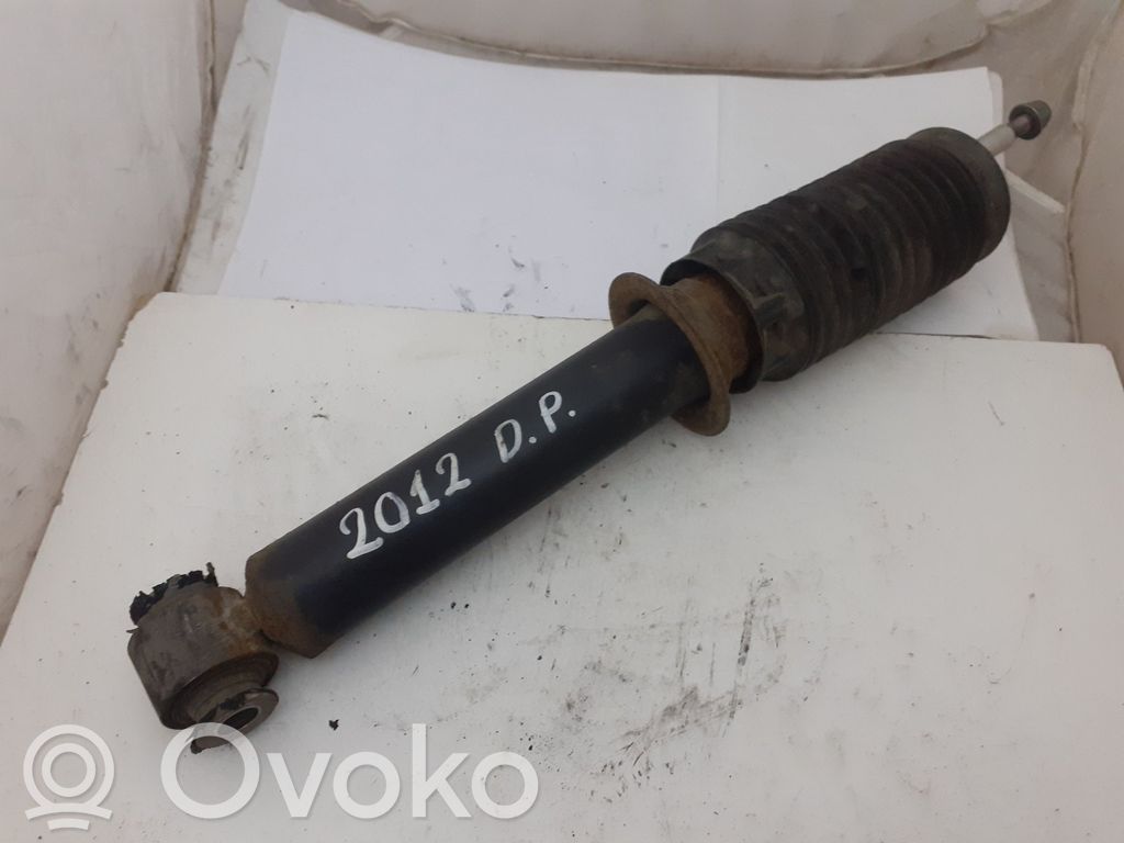 Peugeot 407 Priekšpusē amortizators 