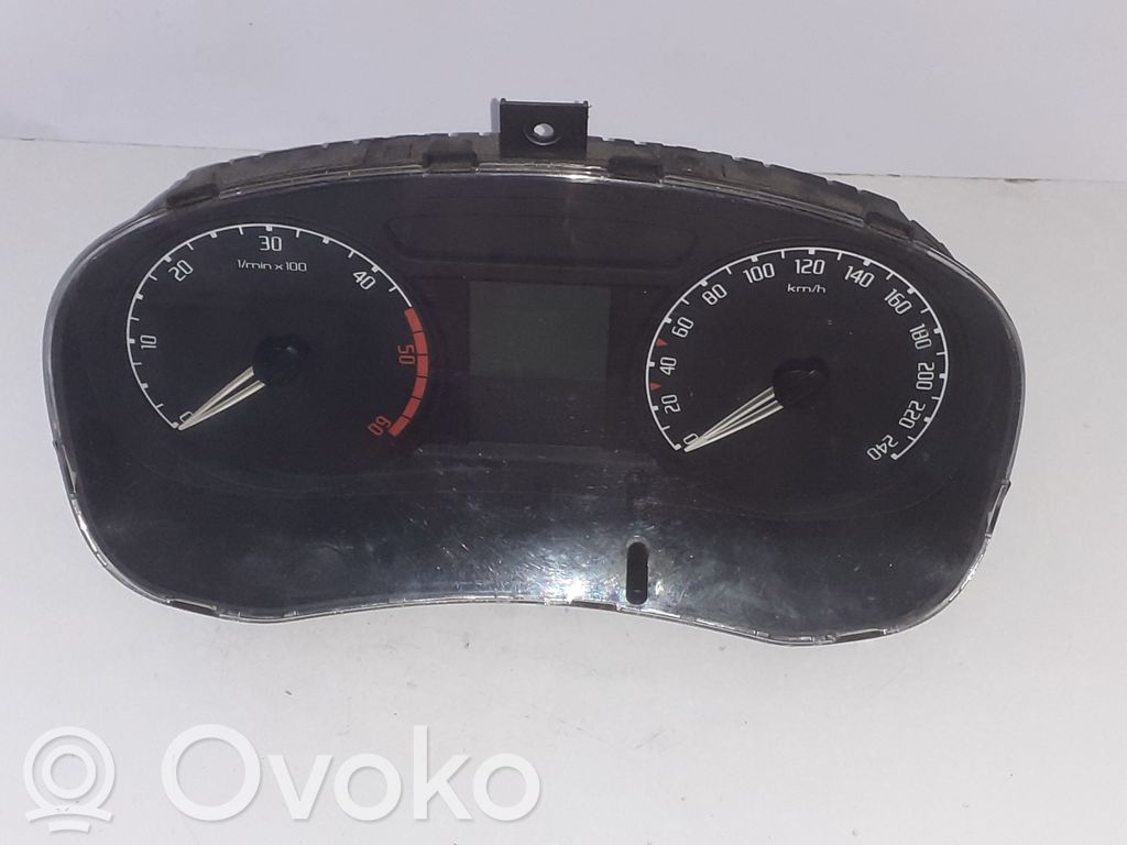 Skoda Roomster (5J) Licznik / Prędkościomierz 