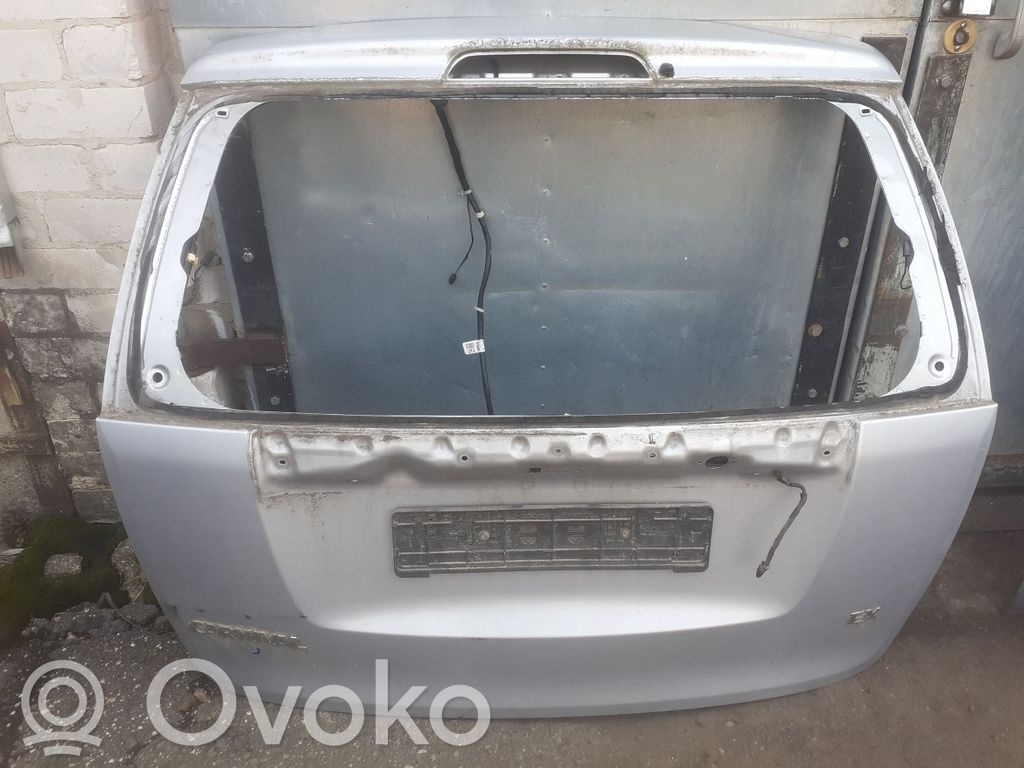 KIA Carnival Puerta del maletero/compartimento de carga 