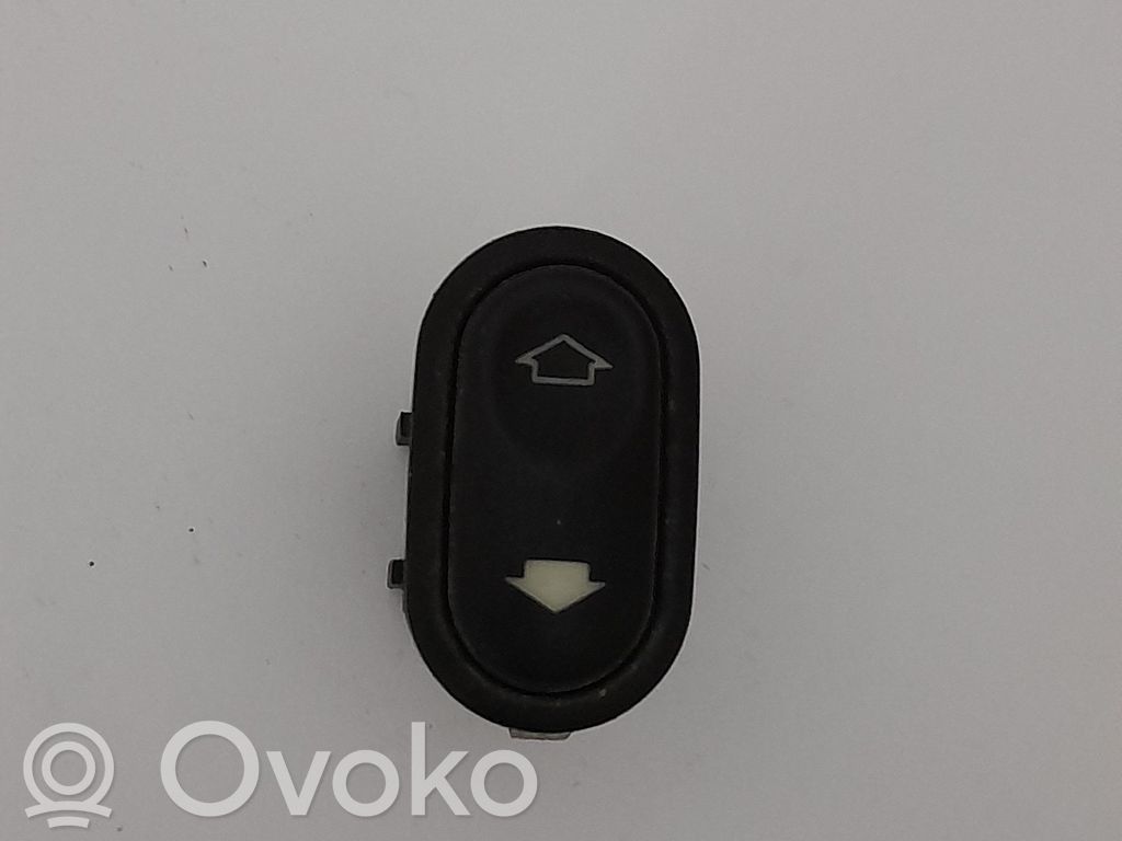 Electric window control switch   14529AD,14529AD,03163500,FRONTRIGHT,KN465