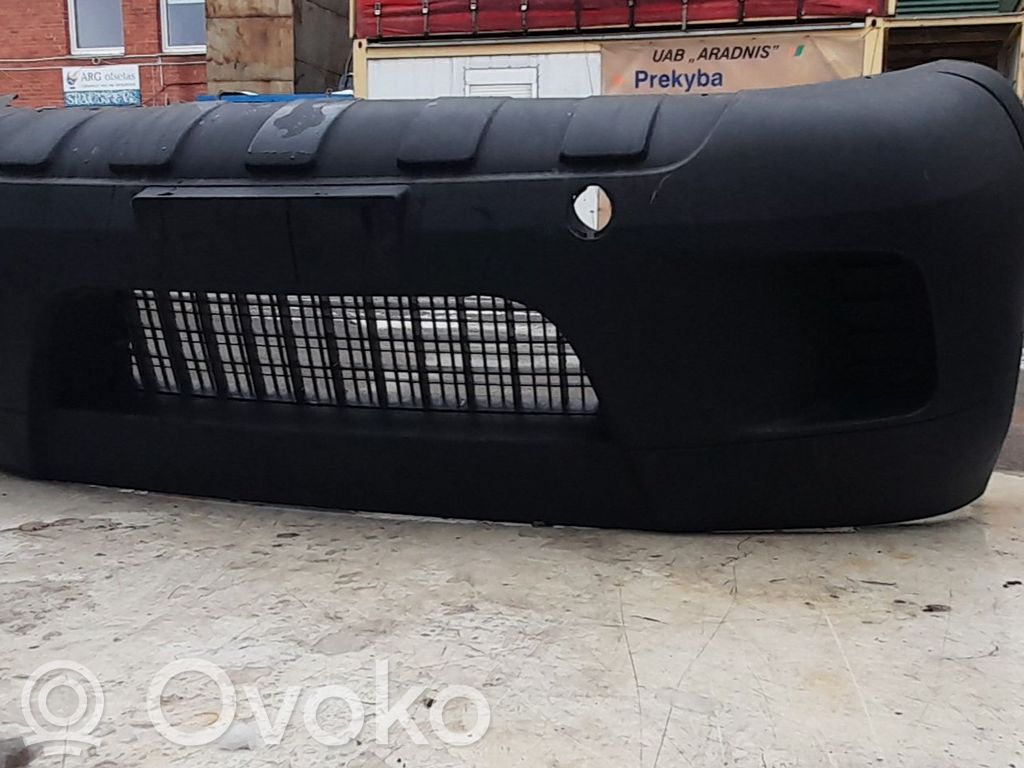 Iveco Daily 4th gen Parachoques delantero 