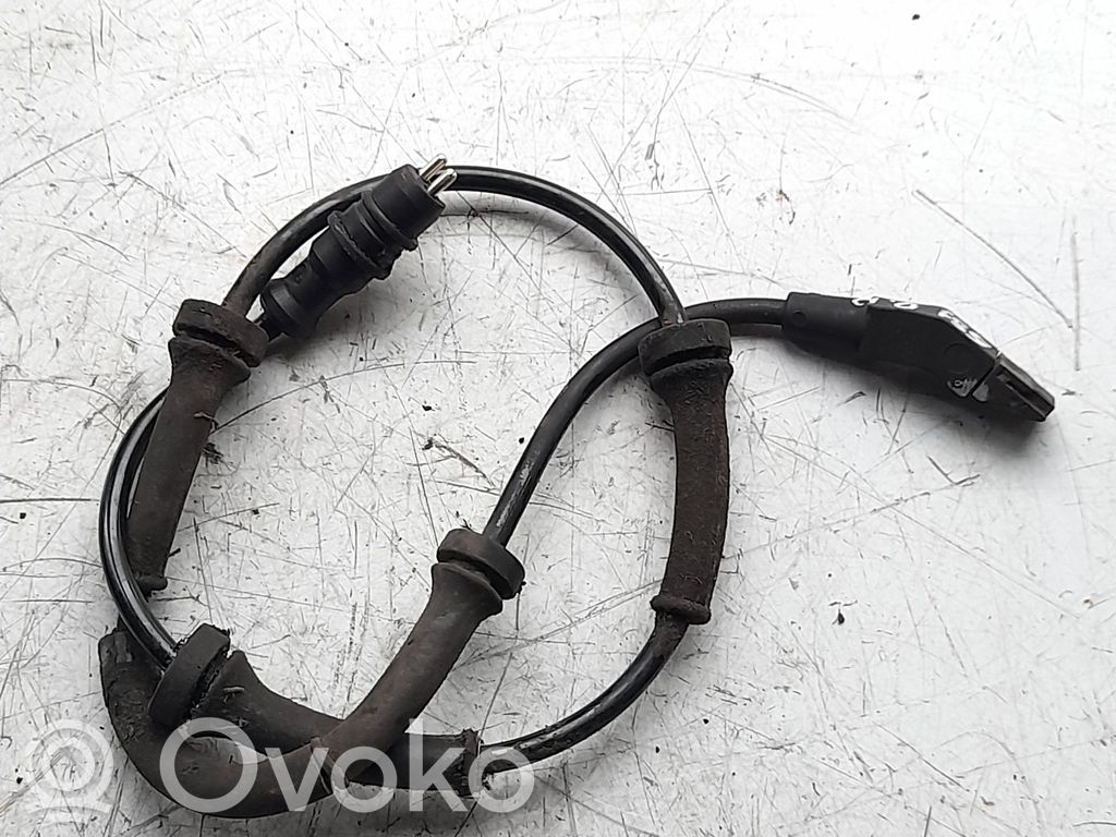 Renault Trafic II (X83) ABS brake wheel speed sensor 