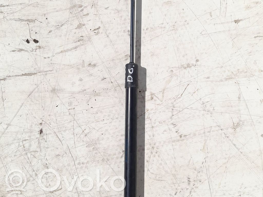 Skoda Octavia Mk4 Amortyzator klapy tylnej bagażnika 