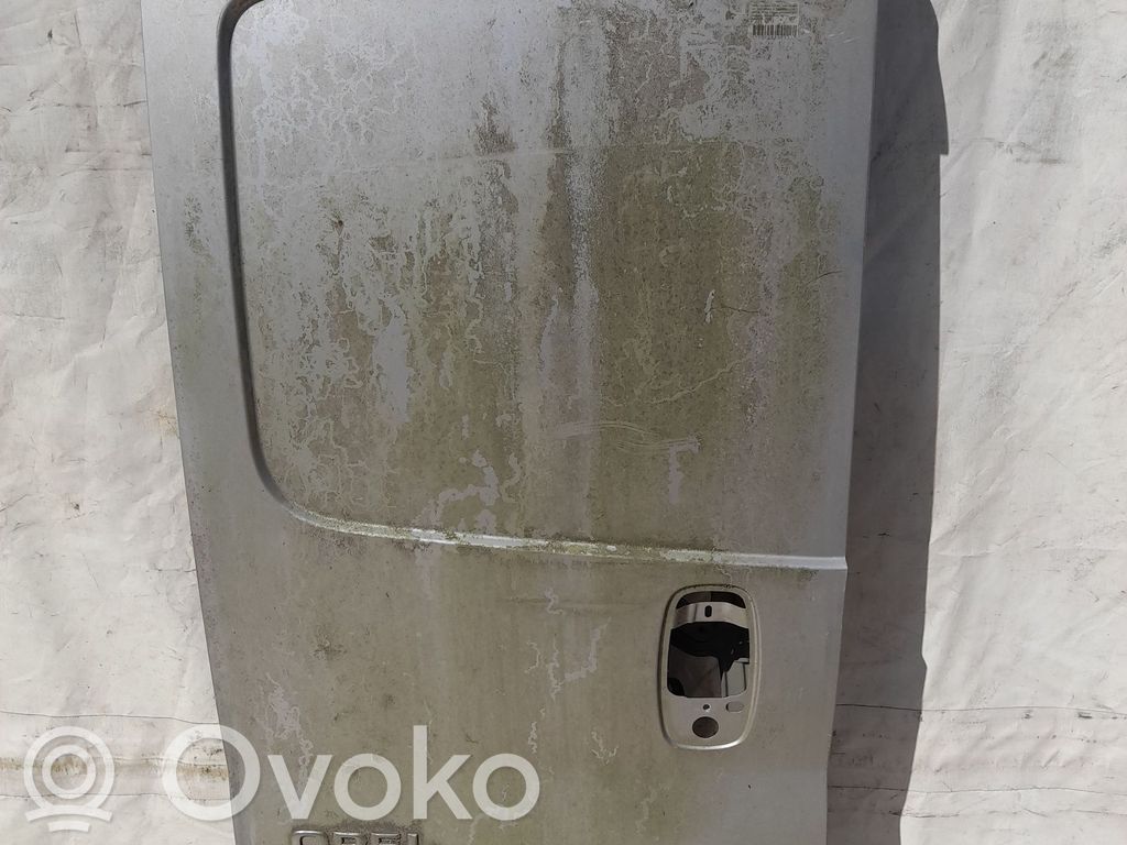 Opel Vivaro Rear door 