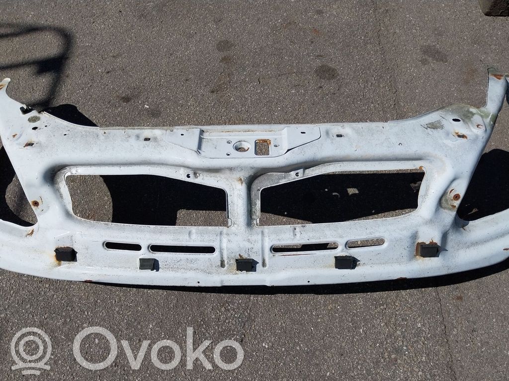 Iveco Daily 4th gen Radiatoru panelis 