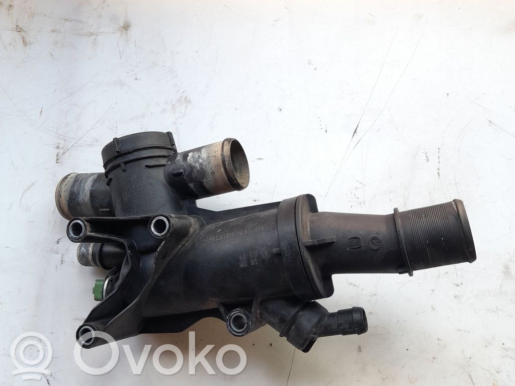 Ford Focus Termostaatin kotelo (käytetyt) 