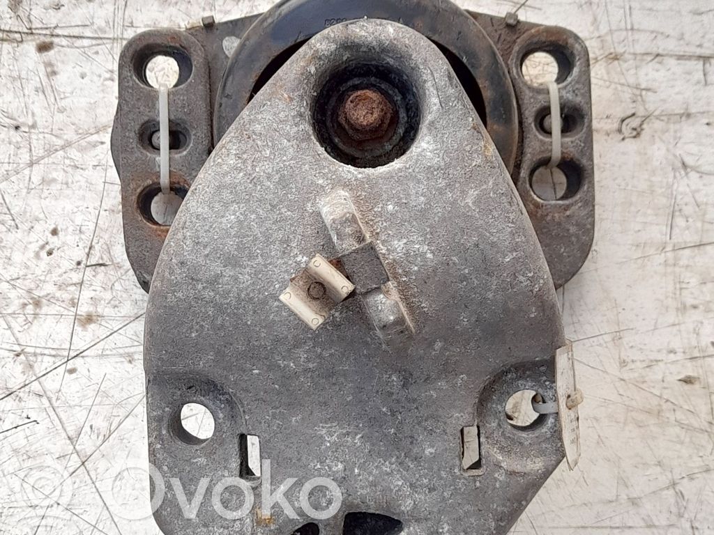 Renault Master II Engine mounting bracket 