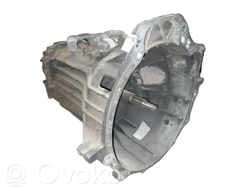 Iveco Daily 3rd gen Manualna 6-biegowa skrzynia biegów 
