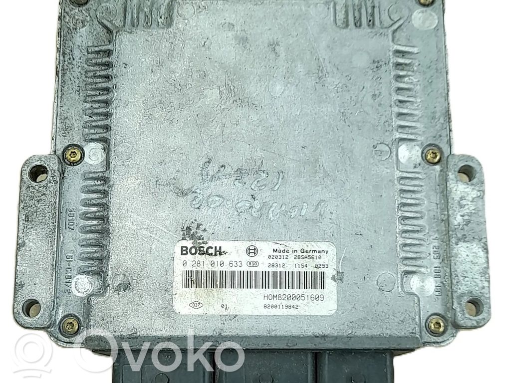 Opel Vivaro Engine control unit/module 