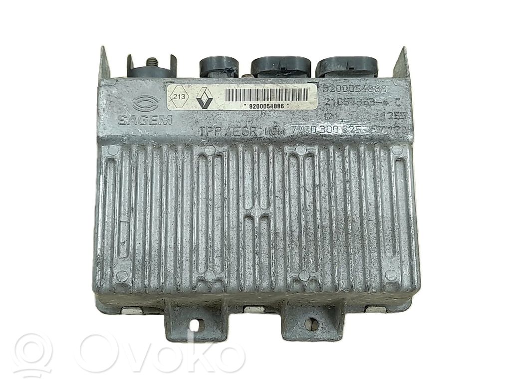 Renault Master II Engine control unit/module 