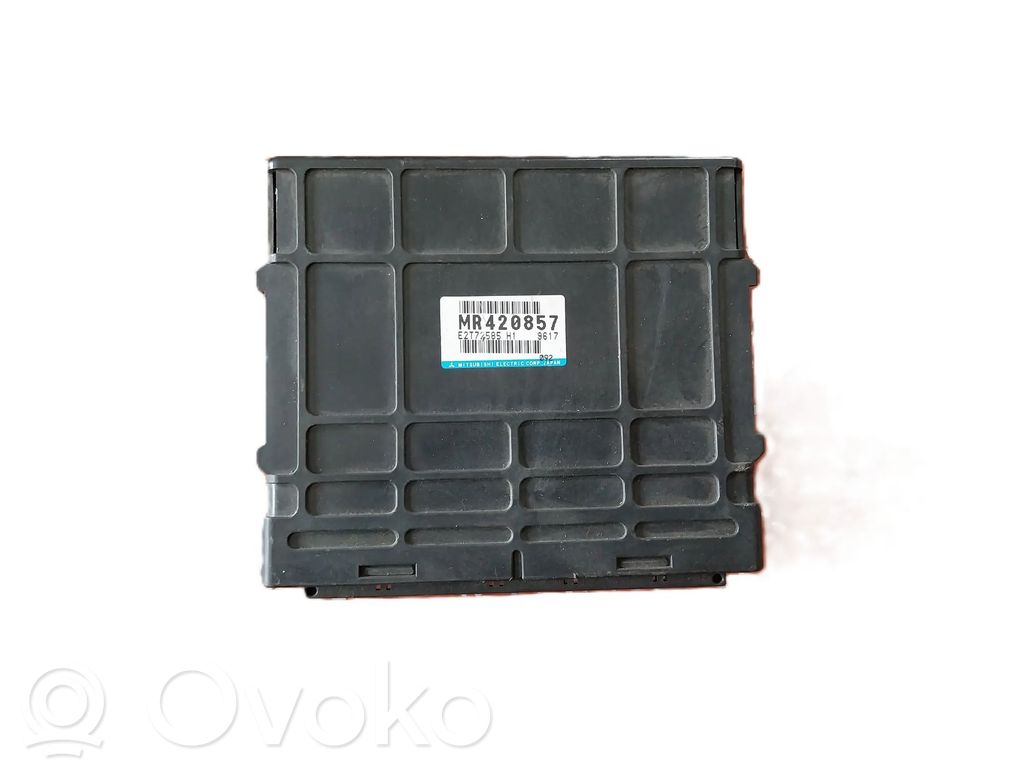Mitsubishi Space Wagon Engine control unit/module 