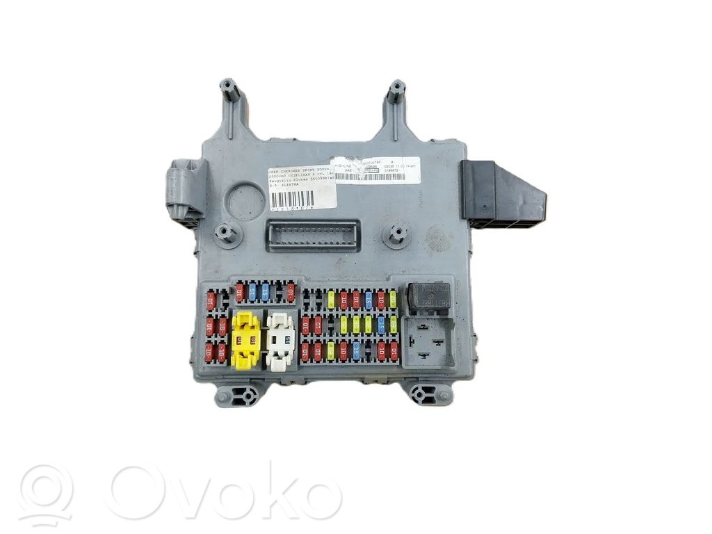 Jeep Cherokee KJ Sulakemoduuli 