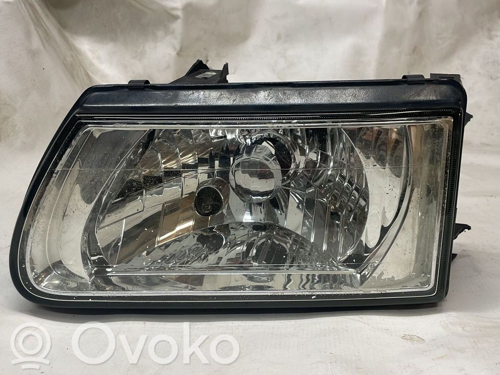 Opel Frontera B Phare frontale 