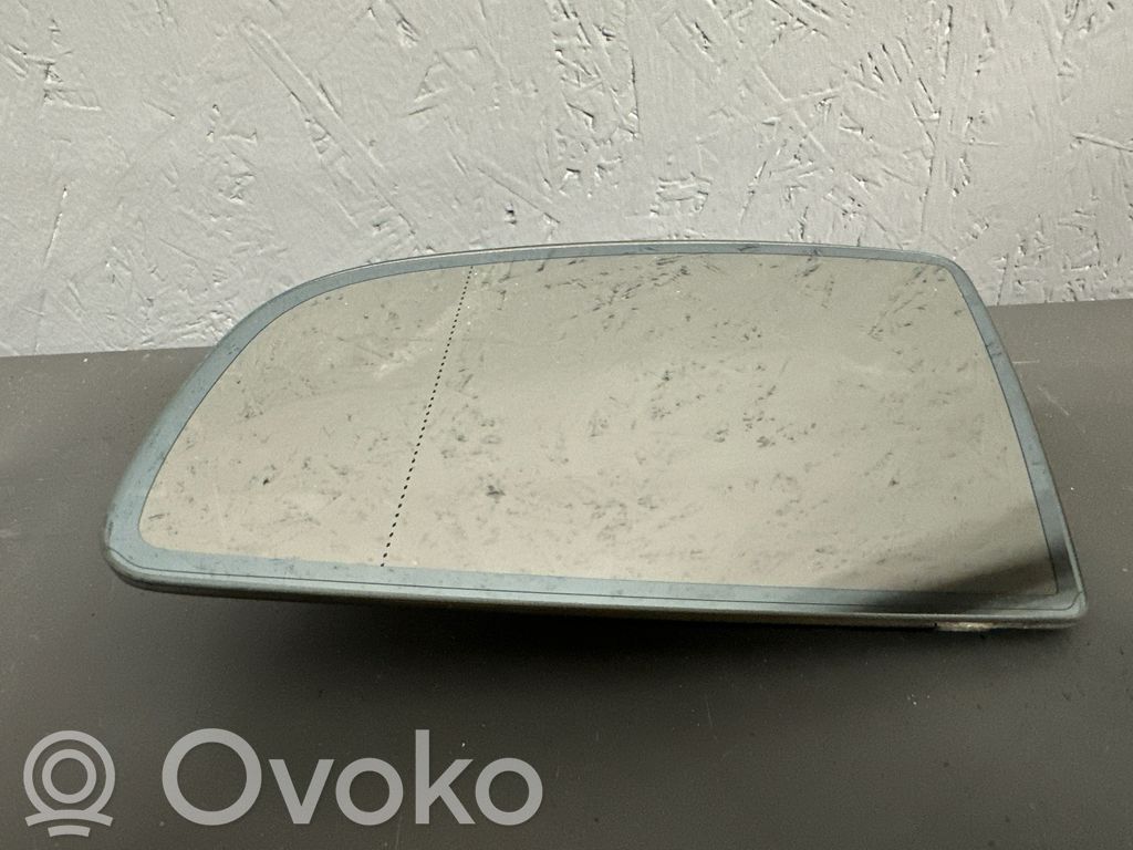 Audi A6 S6 C6 4F Wkład lusterka drzwi przednich 