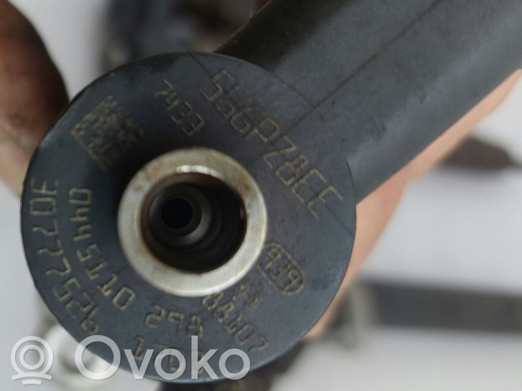 Inyector de combustible   0445110297,30777526