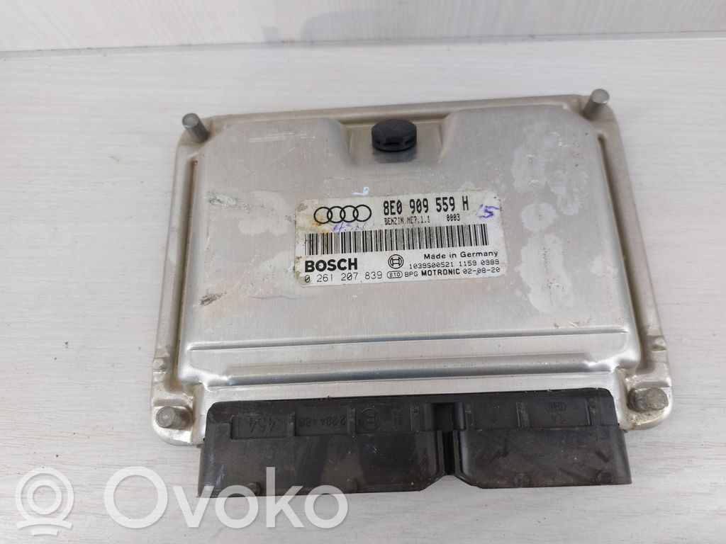 Engine control unit/module   8E0909559H,0261207839