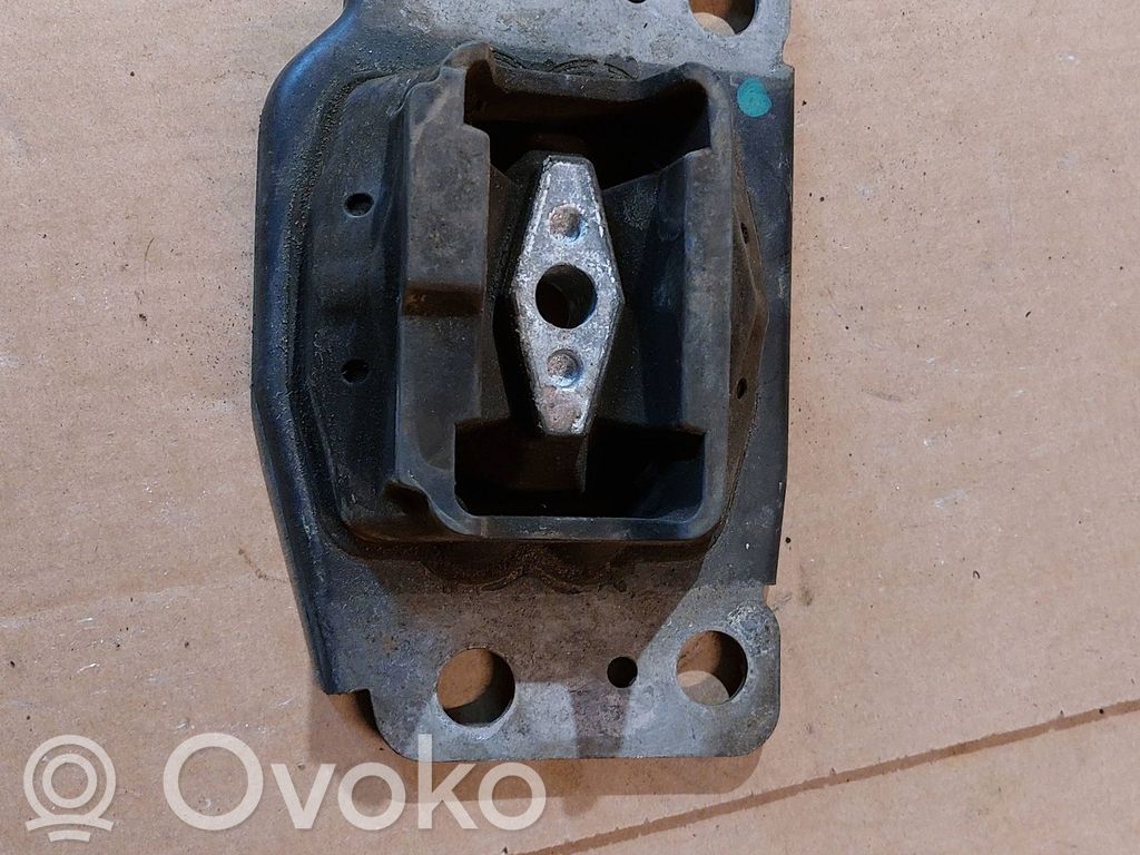 Ford Mondeo MK IV Wspornik / Mocowanie silnika 