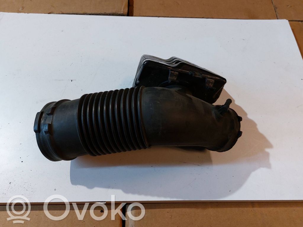 Audi A6 S6 C6 4F Ilmanoton letku 