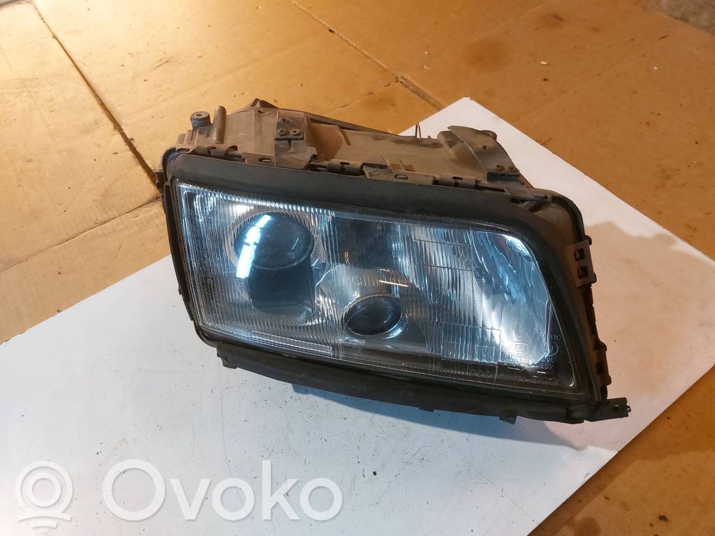 Audi A8 S8 D2 4D Scheinwerfer 