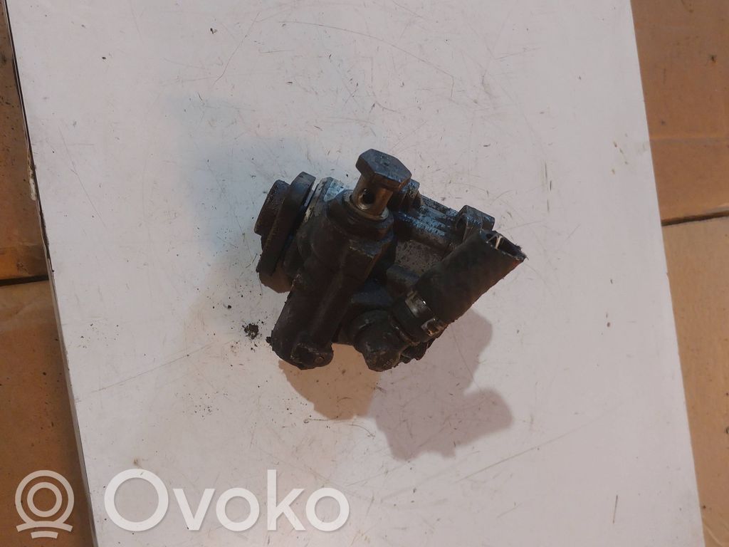Audi A4 S4 B5 8D Pompa wspomagania 