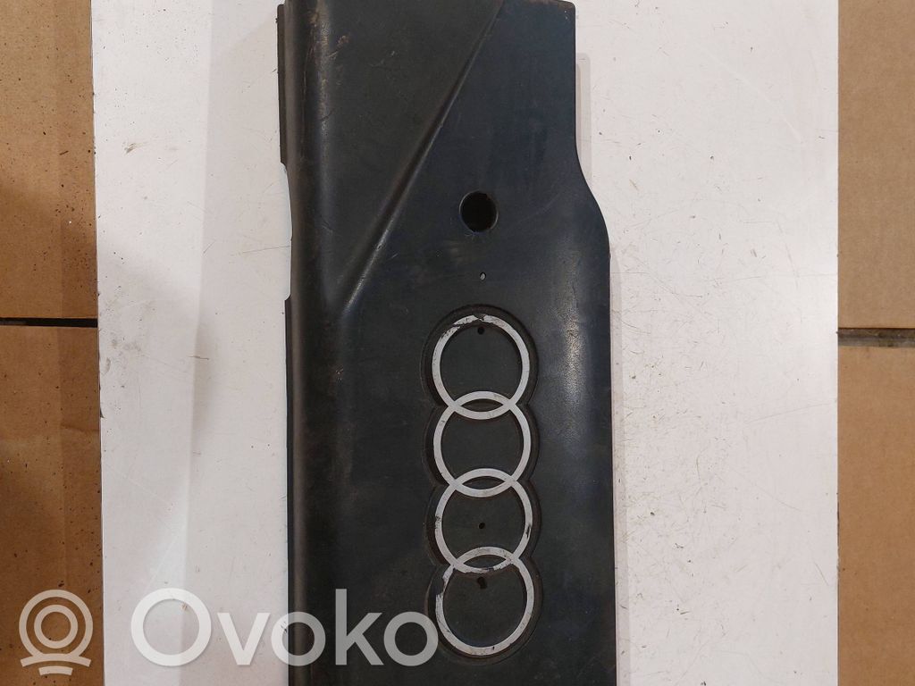 Audi A8 S8 D2 4D Moottorin koppa 