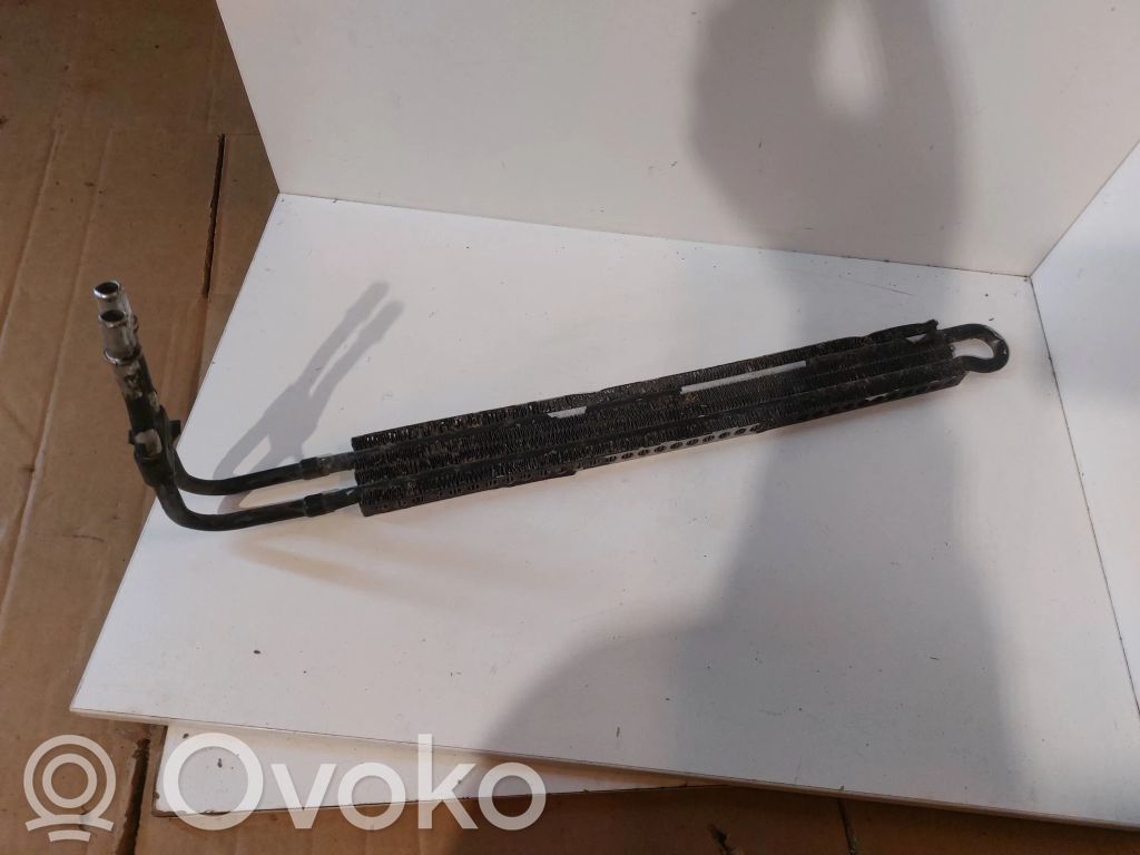 BMW 3 E90 E91 Ohjaustehostimen jäähdytin 