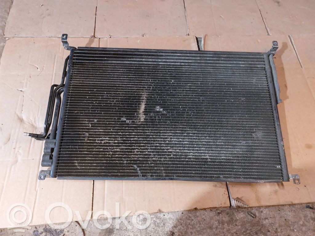 Audi A8 S8 D3 4E Jäähdyttimen lauhdutin (A/C) 