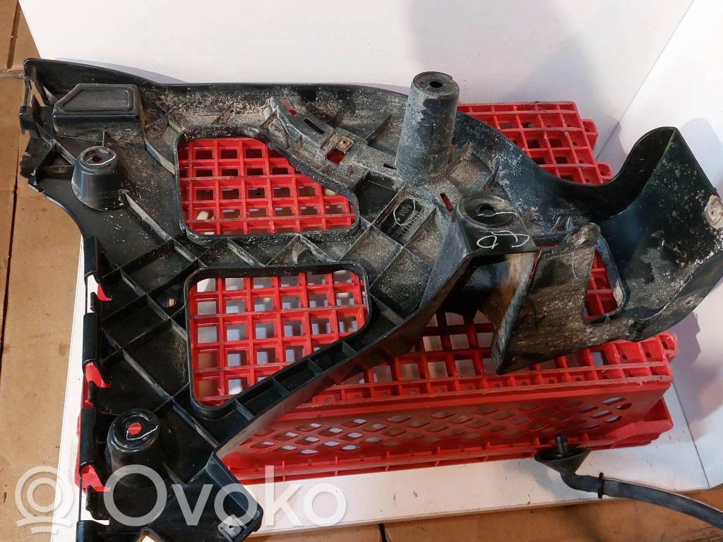BMW X5 E70 Rear bumper mounting bracket 