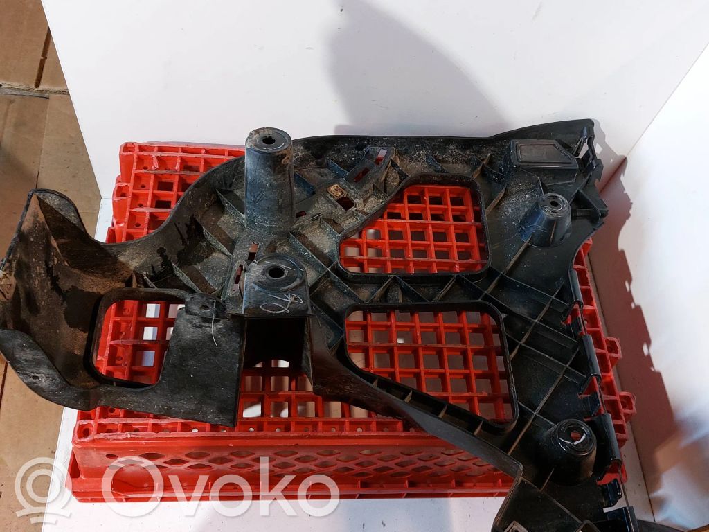 BMW X5 E70 Rear bumper mounting bracket 