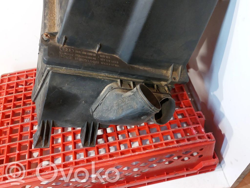 Air filter box   059133837H