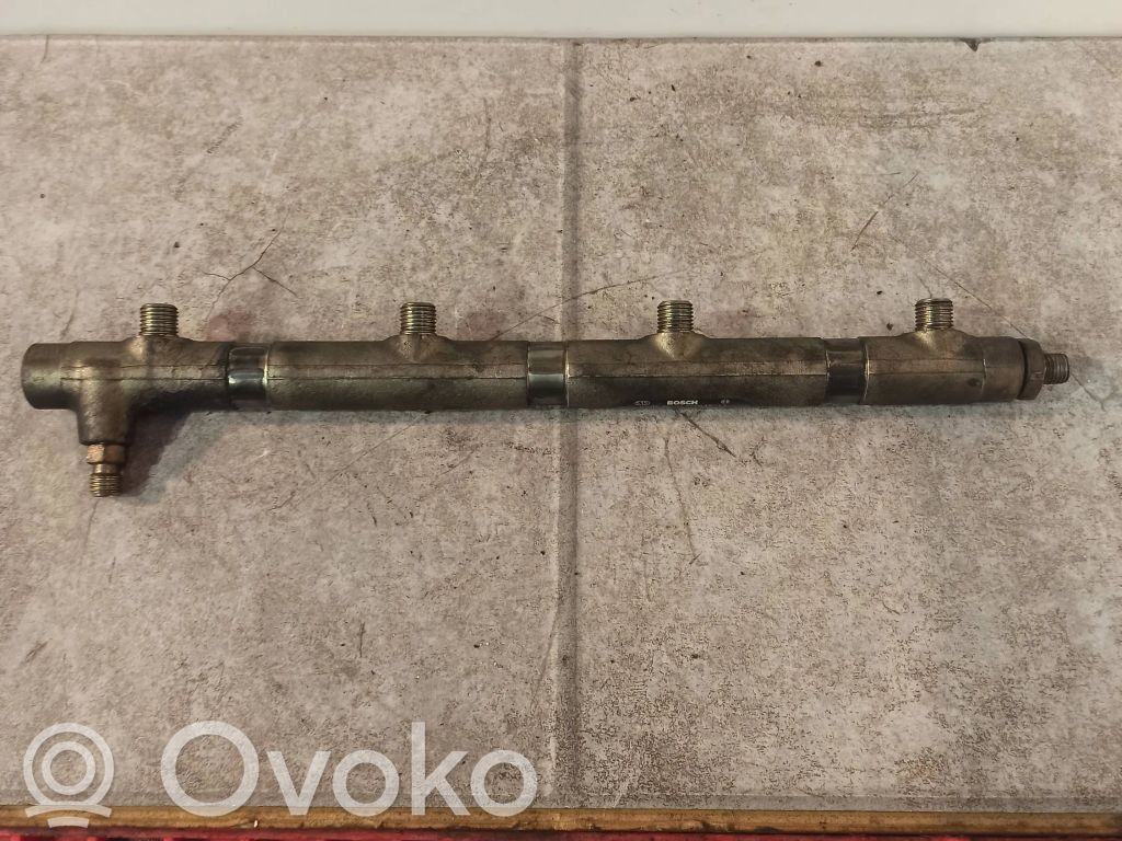 BMW 7 E65 E66 Polttoainepääputki 