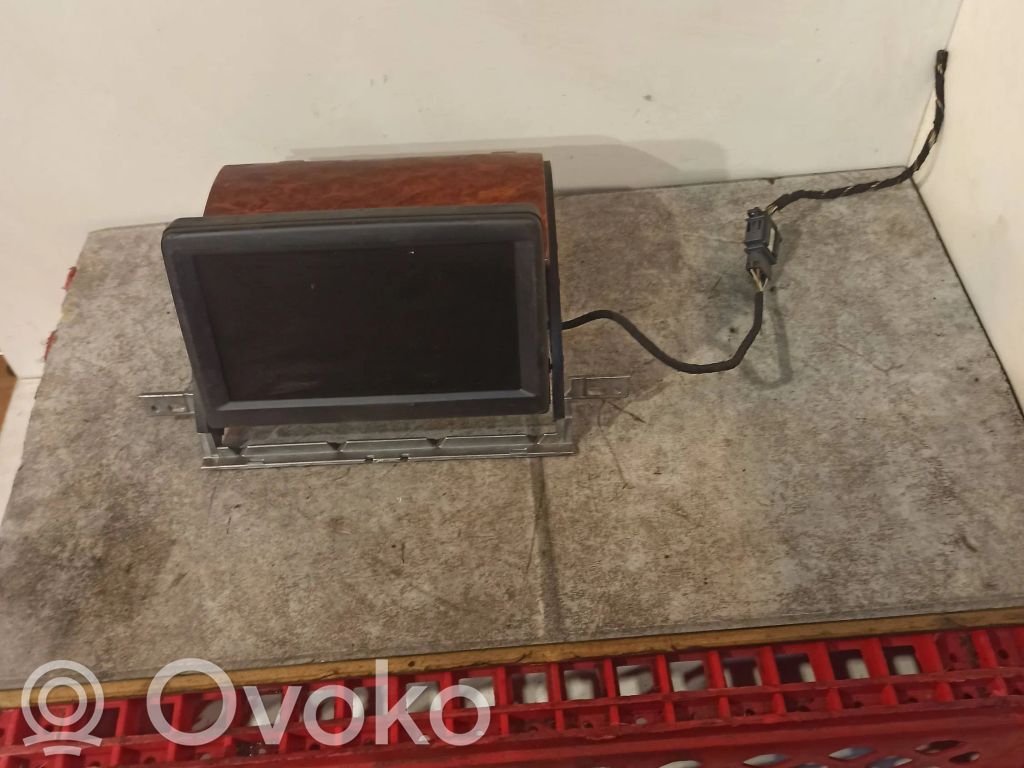 Audi A8 S8 D3 4E Monitori/näyttö/pieni näyttö 