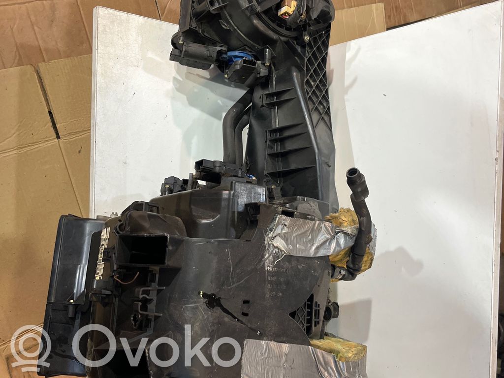 Audi A4 S4 B6 8E 8H Scatola climatizzatore riscaldamento abitacolo assemblata 