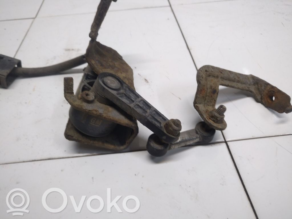 Headlight/headlamp level sensor   8737596,6PM00851834
