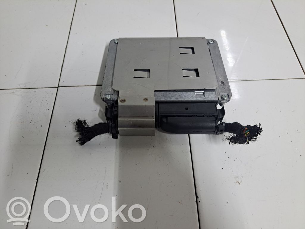 Engine control unit/module   8E0907411A
