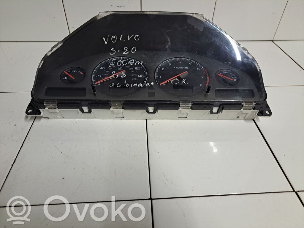 Volvo S80 Speedometer (instrument cluster) 