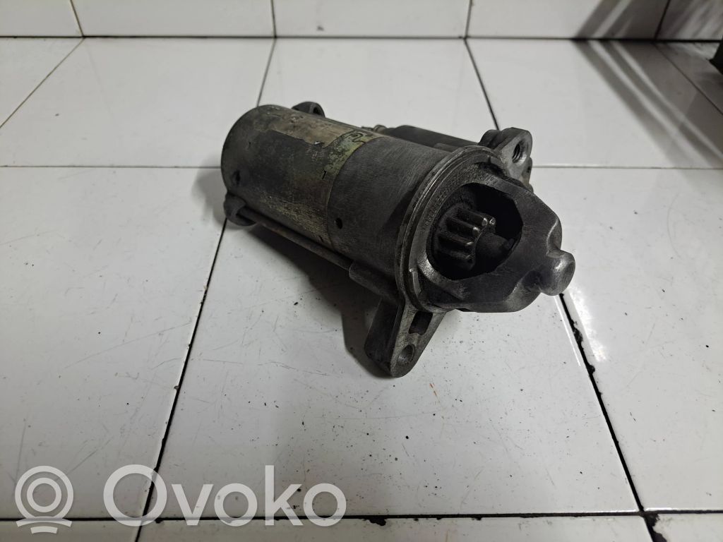 Starteris   F6RU11131BA